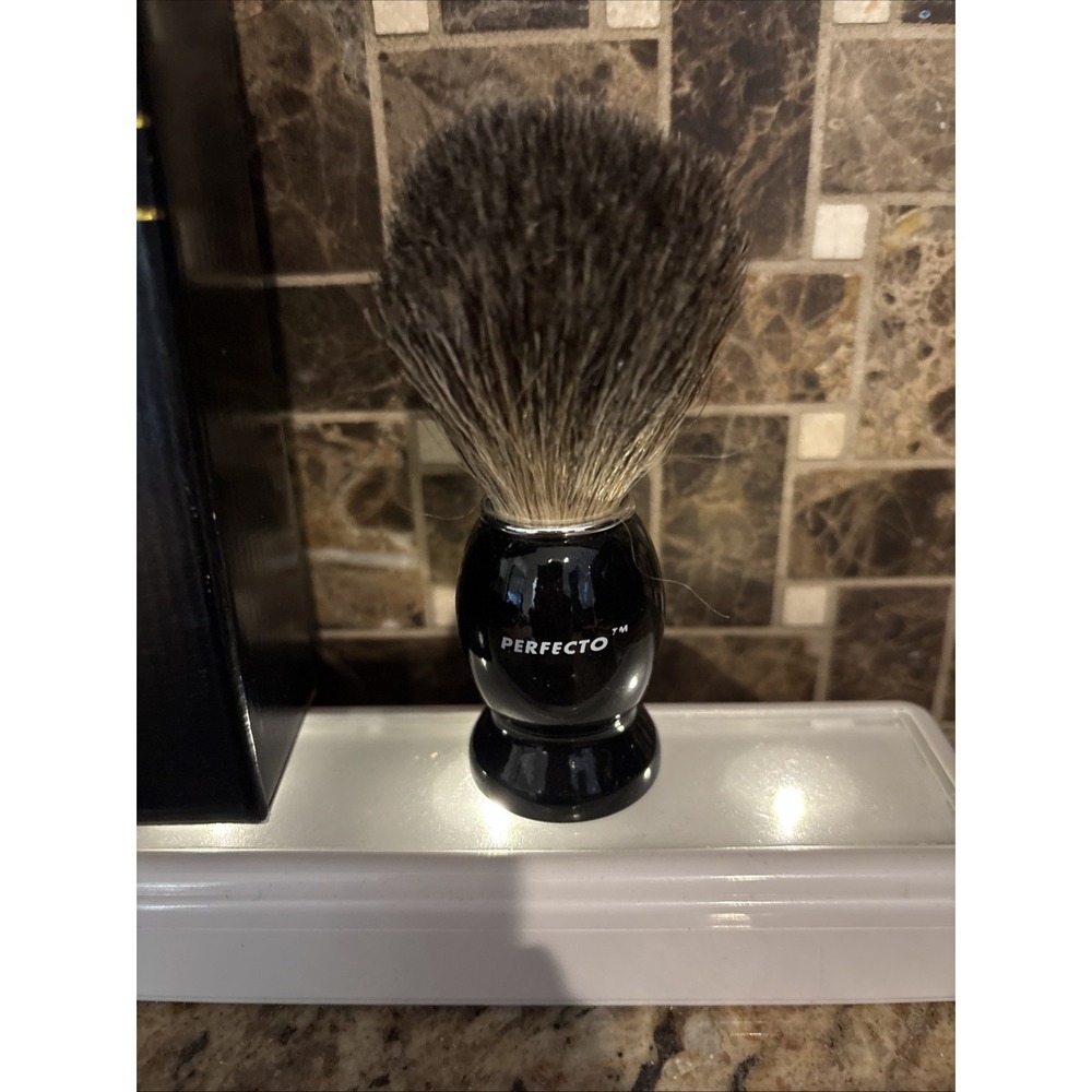 Perfecto‎ 100% Pure Badger Shaving Brush-Black 1 Count (Pack of 1), Black - Picture 2 of 4
